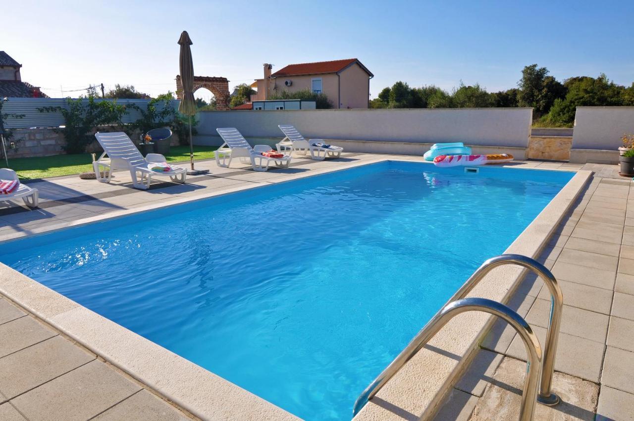 Apartment Tony With Private Pool Sukošan Exterior foto